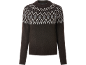 Barna pulóver fehér és szürke Fair Isle mintával a nyakrészen.