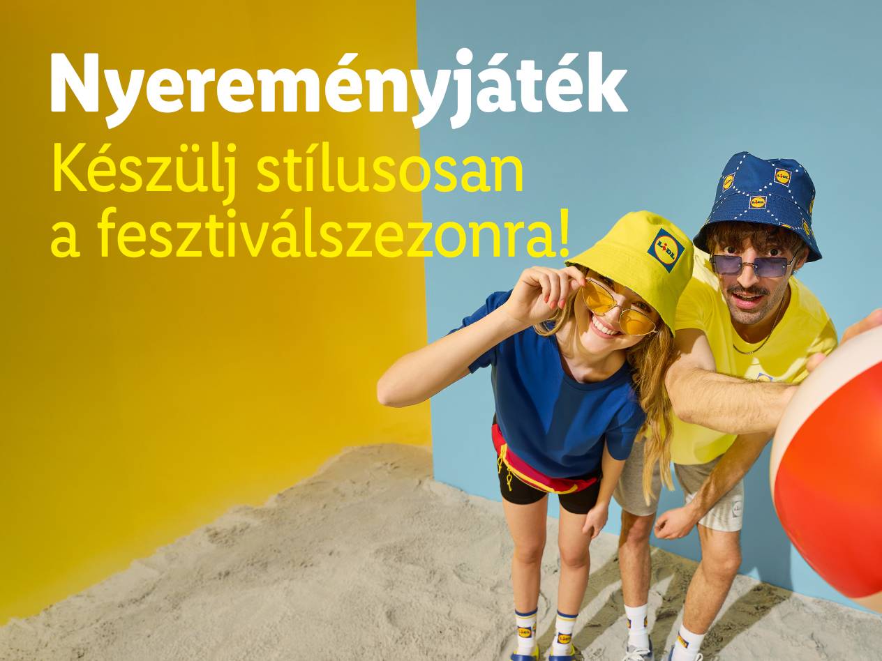 Fiatalok fesztiválruházatban, vödörkalapban és napszemüvegben, strandlabdával. Szöveg: Nyereményjáték, Készülj stílusosan a fesztiválszezonra!